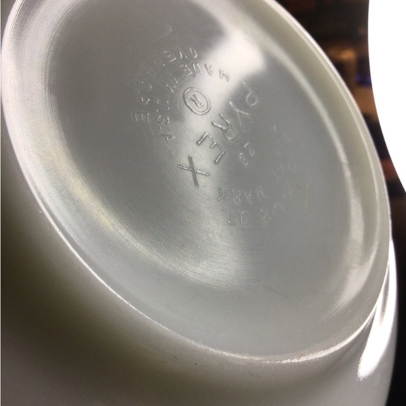 PYREX VINTAGE 1972 Snowflake Blue “Garland” Nesting Bowls - Picture 10 of 13